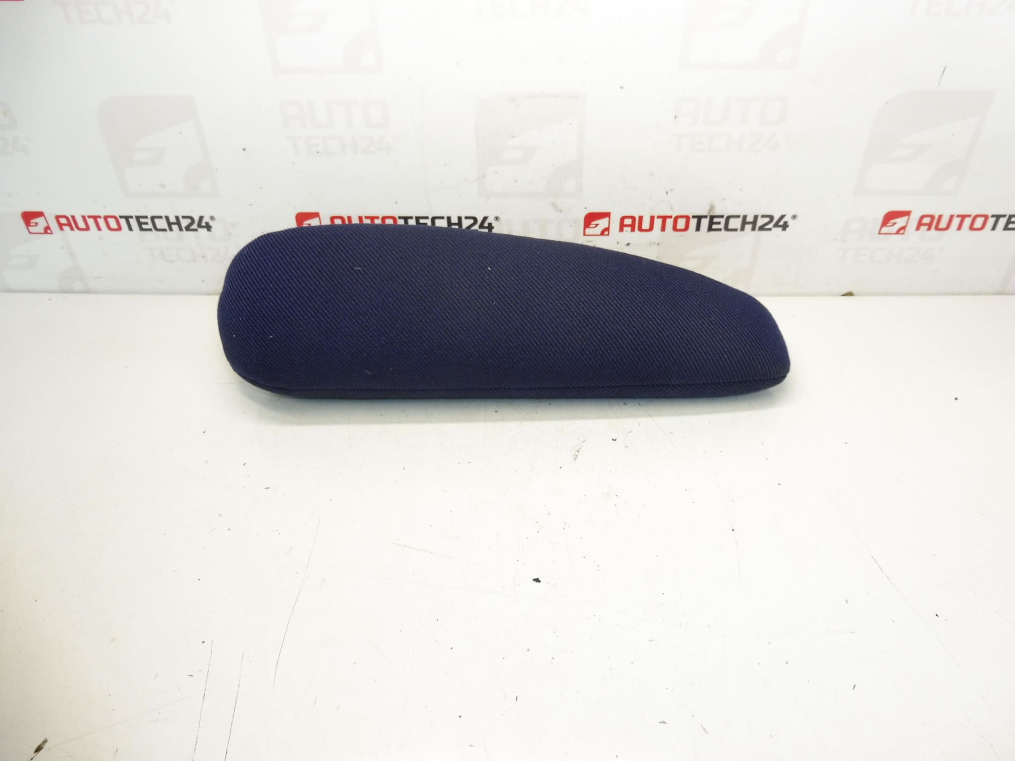 Naslon za ruke suvozača Citroën Peugeot 8830C2