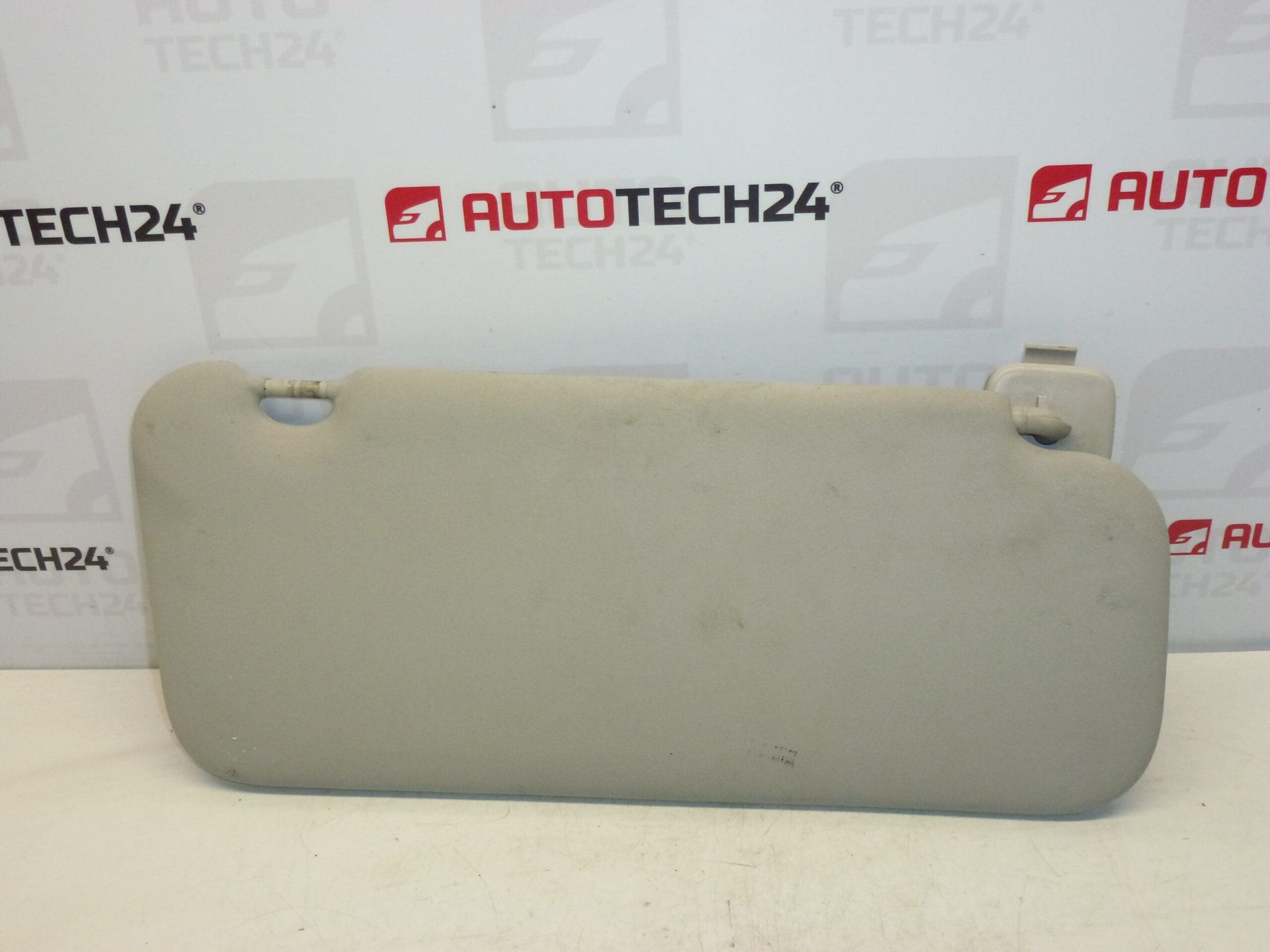 Peugeot 407 vozačev štitnik od sunca lijevi 8143NZ