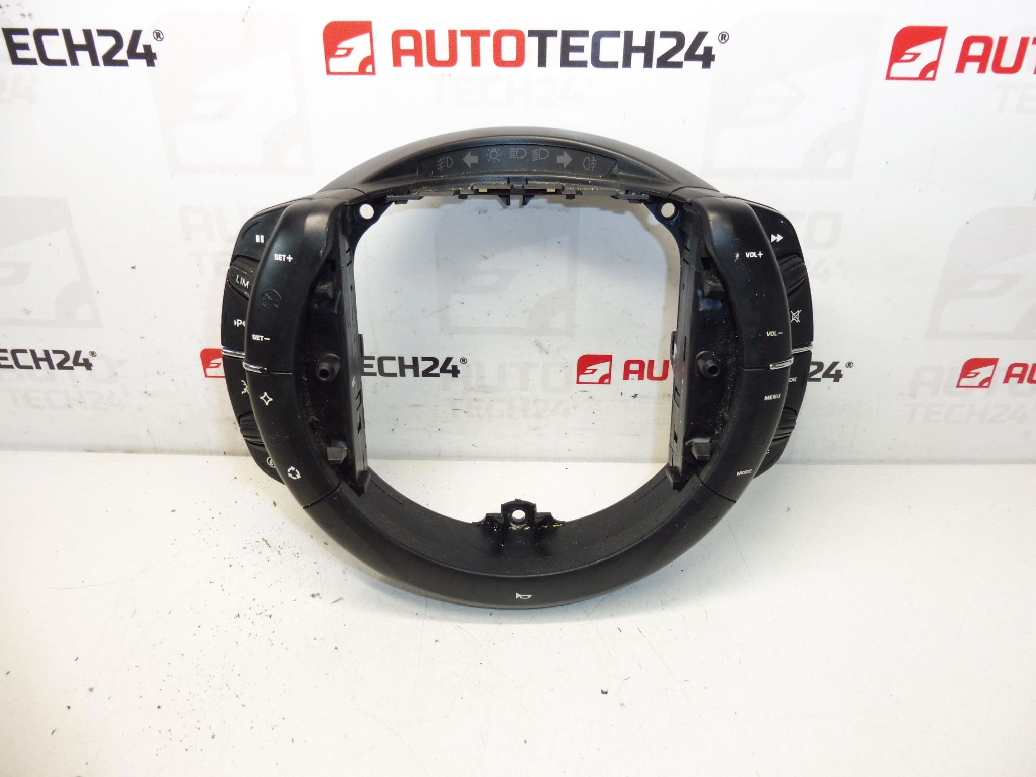 Komande na volanu Citroën C4 i Picasso 96624941ZD 6242Y9