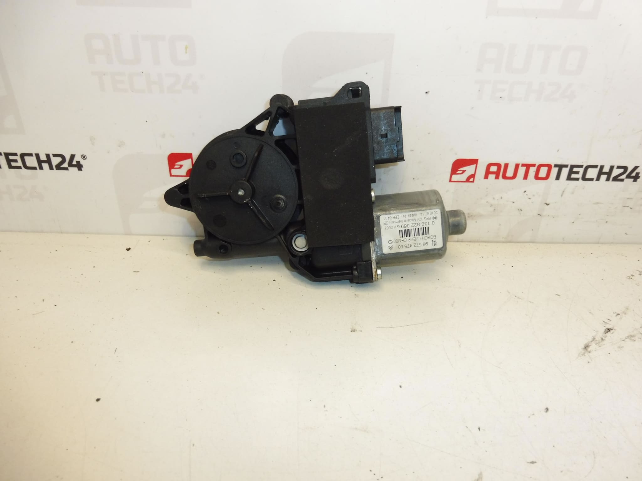 Motor podizača desnog prozora za Peugeot 308 9657247580 9222CW
