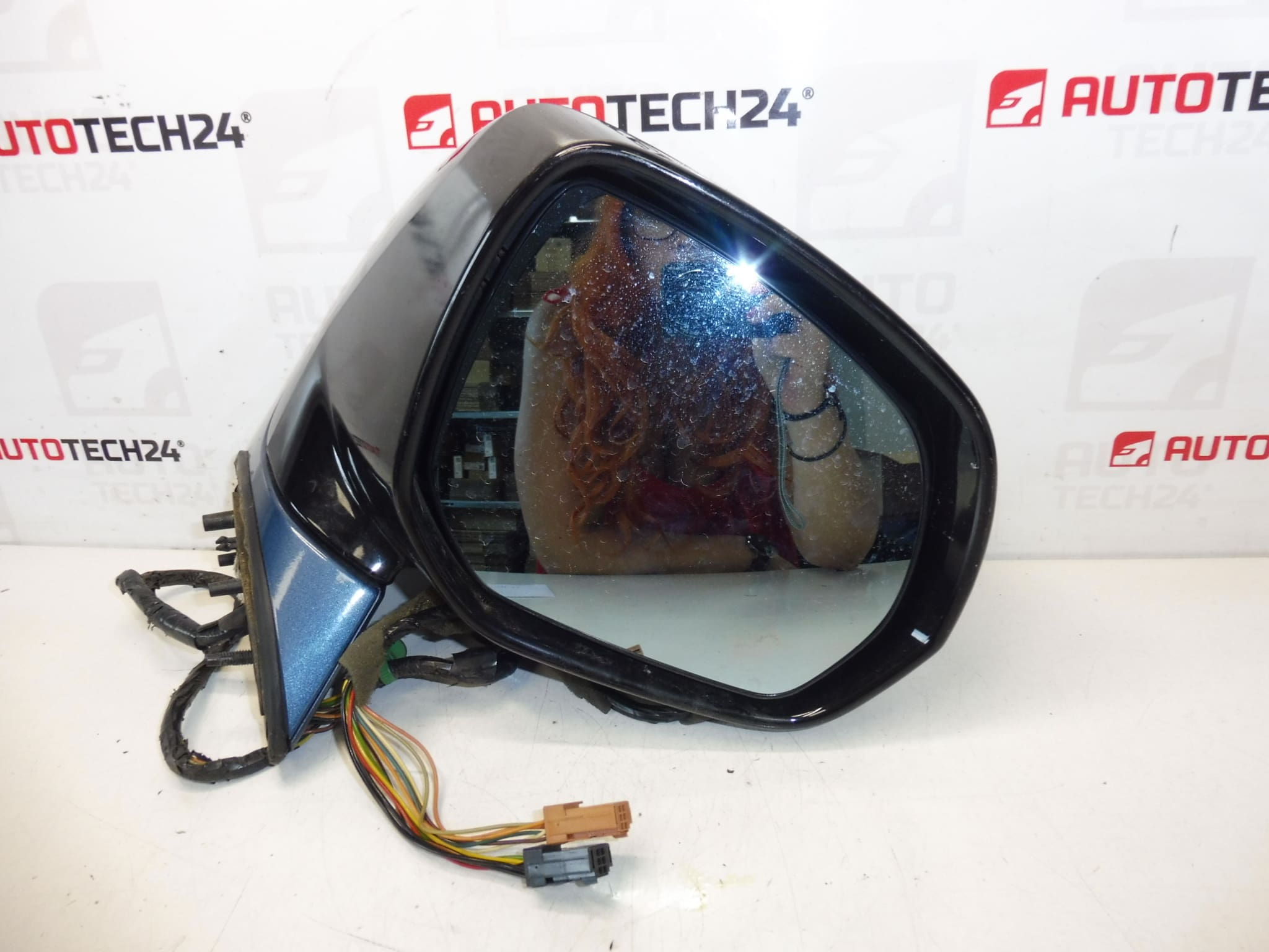 Desno vanjsko ogledalo KGQC Citroën C4 Picasso 96851525XY 8153VR - Slika 2