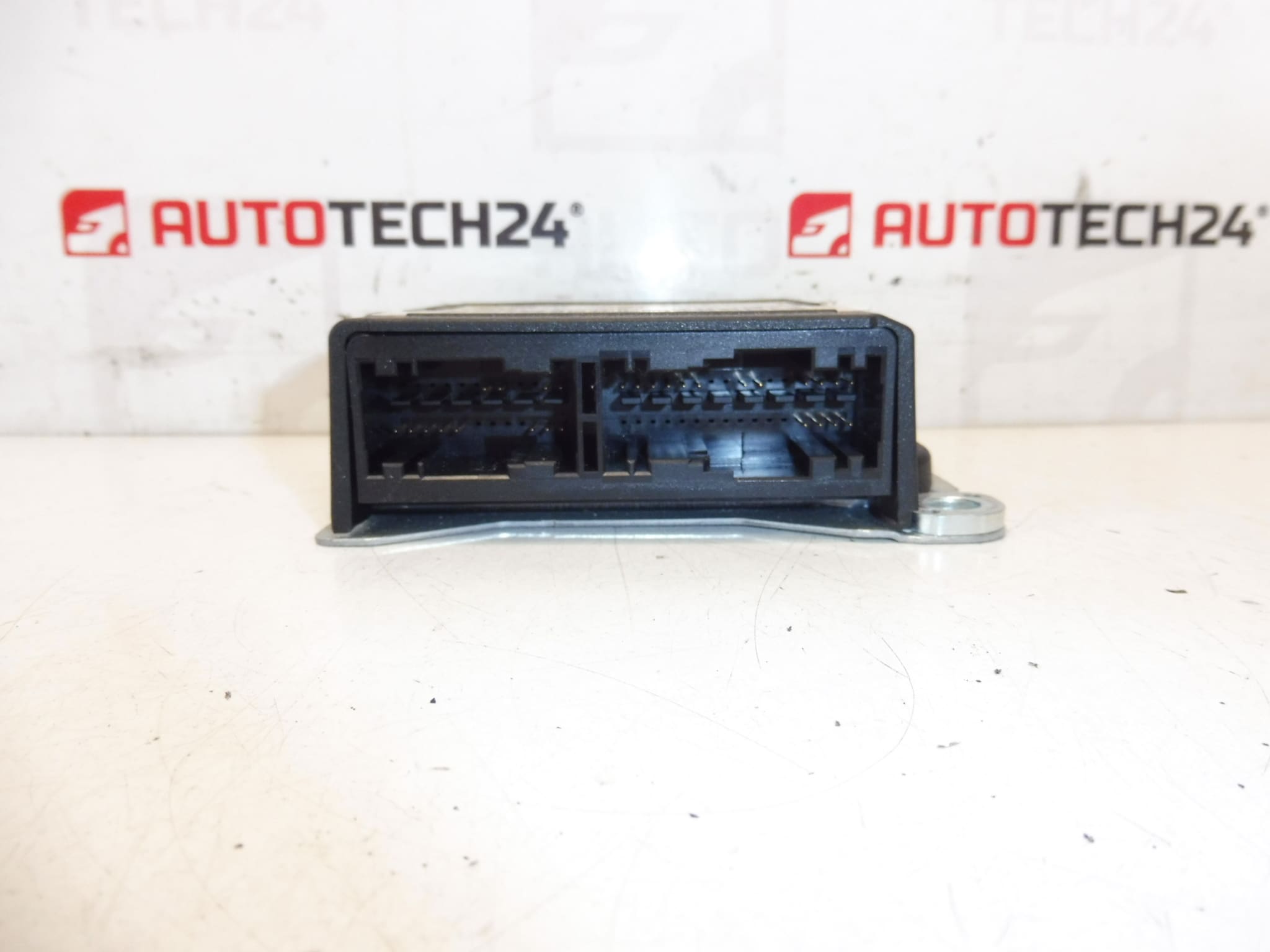Upravljačka jedinica zračnih jastuka Bosch Peugeot 207 9675068880 0285010828 - Slika 2