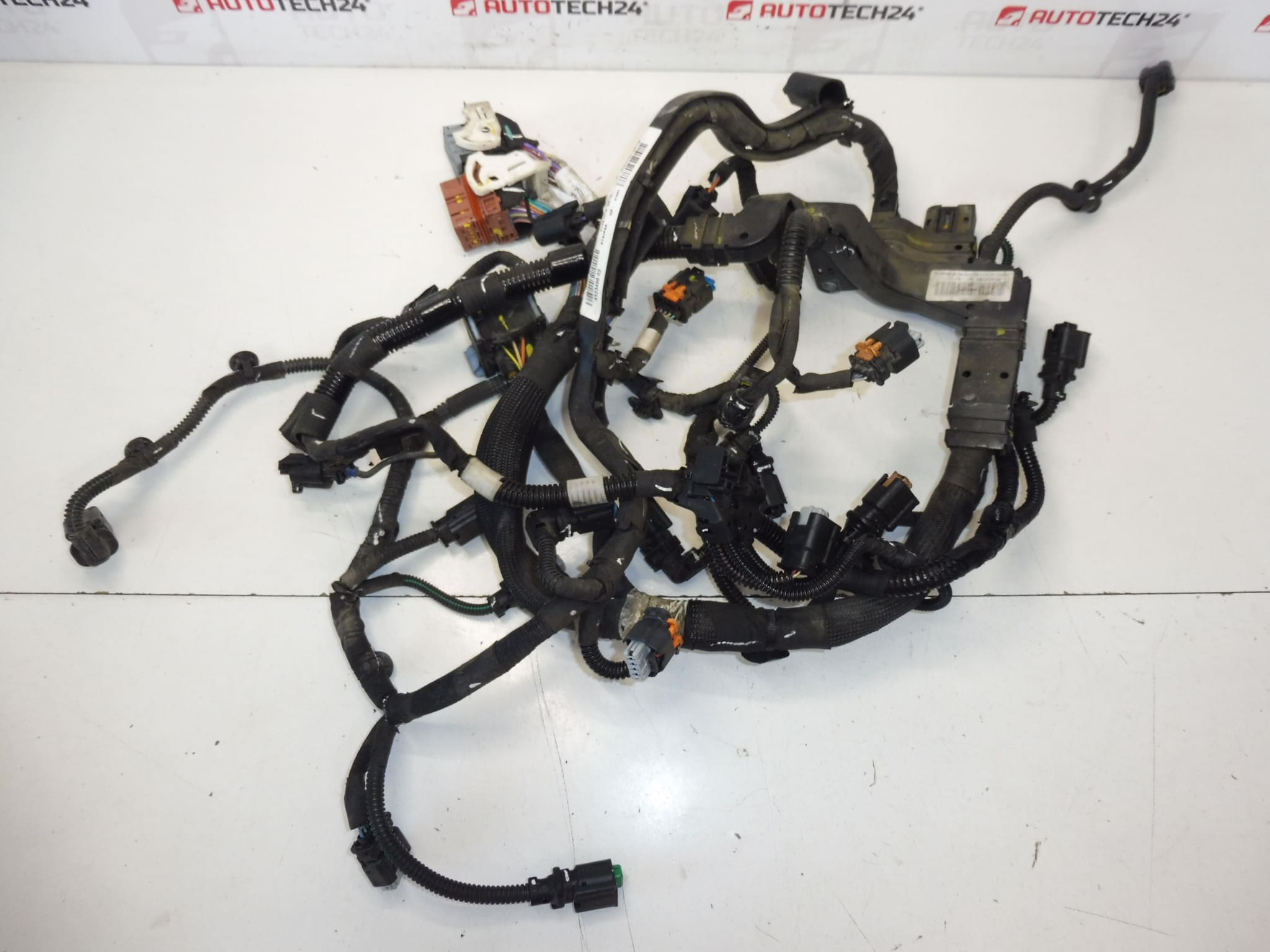 Glavni Kabelski Snop Motora 1.6 e-HDI Citroën Peugeot 9803029080 - Slika 2