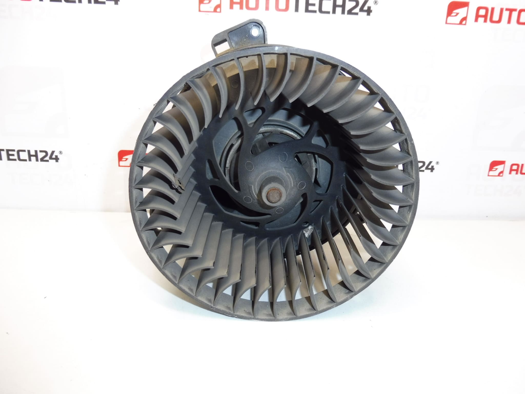 Ventilator grijača Citroën Peugeot 030666P 6441R4