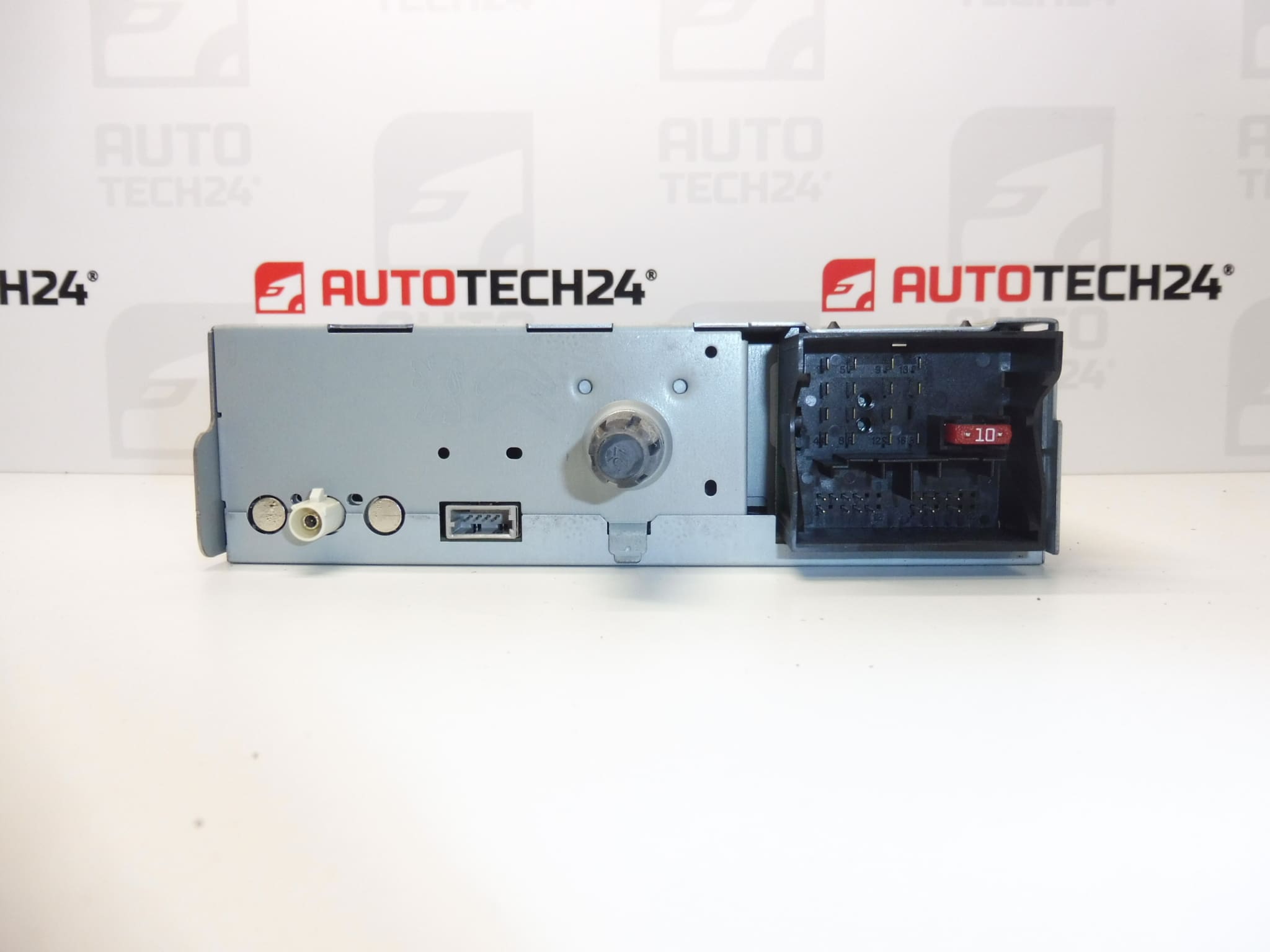 Auto radio sa CD-om Citroën C4 II 9676838180 6574SQ - Slika 2