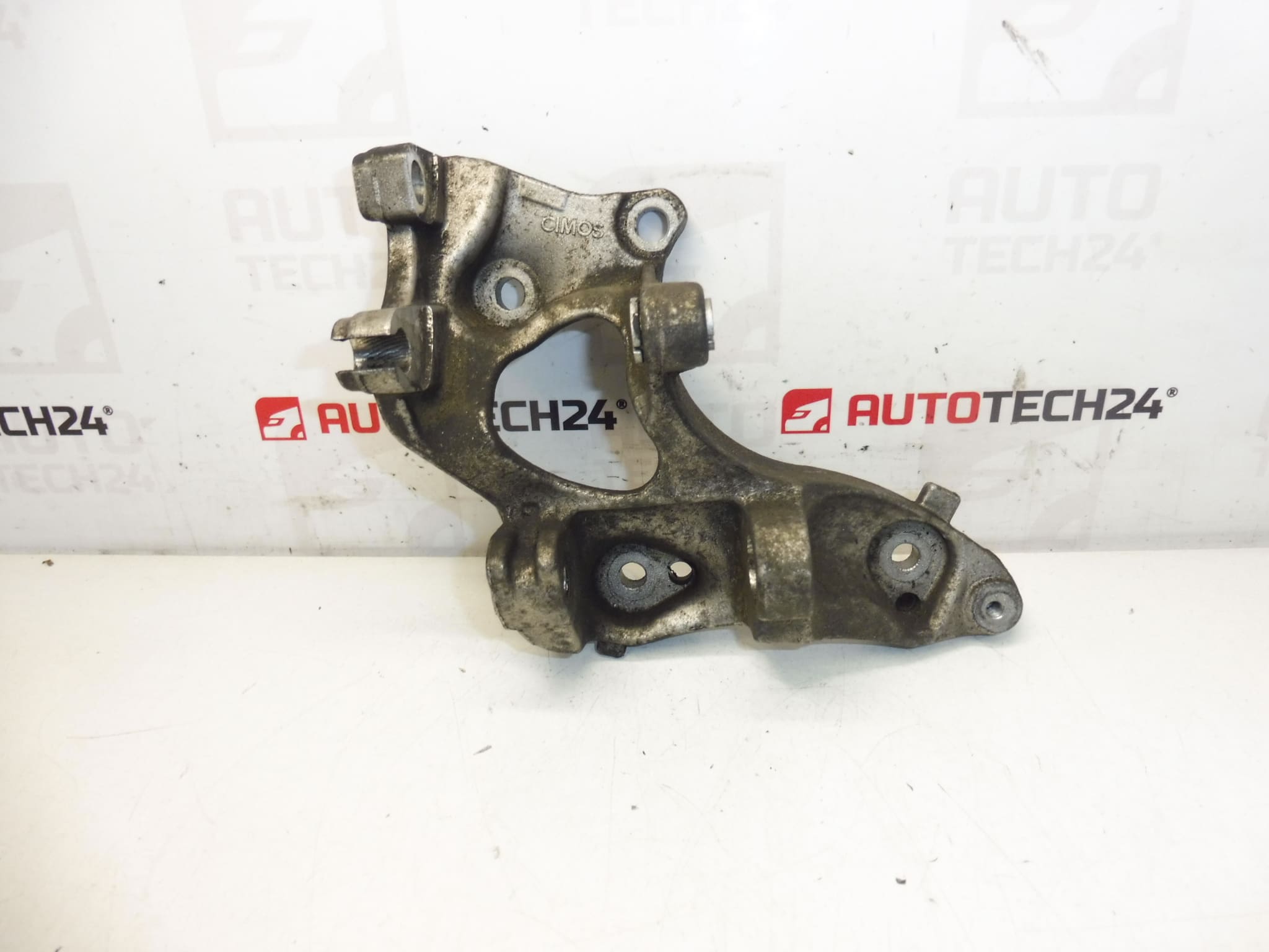 Citroën Peugeot držač alternatora 9658199380 5706L1