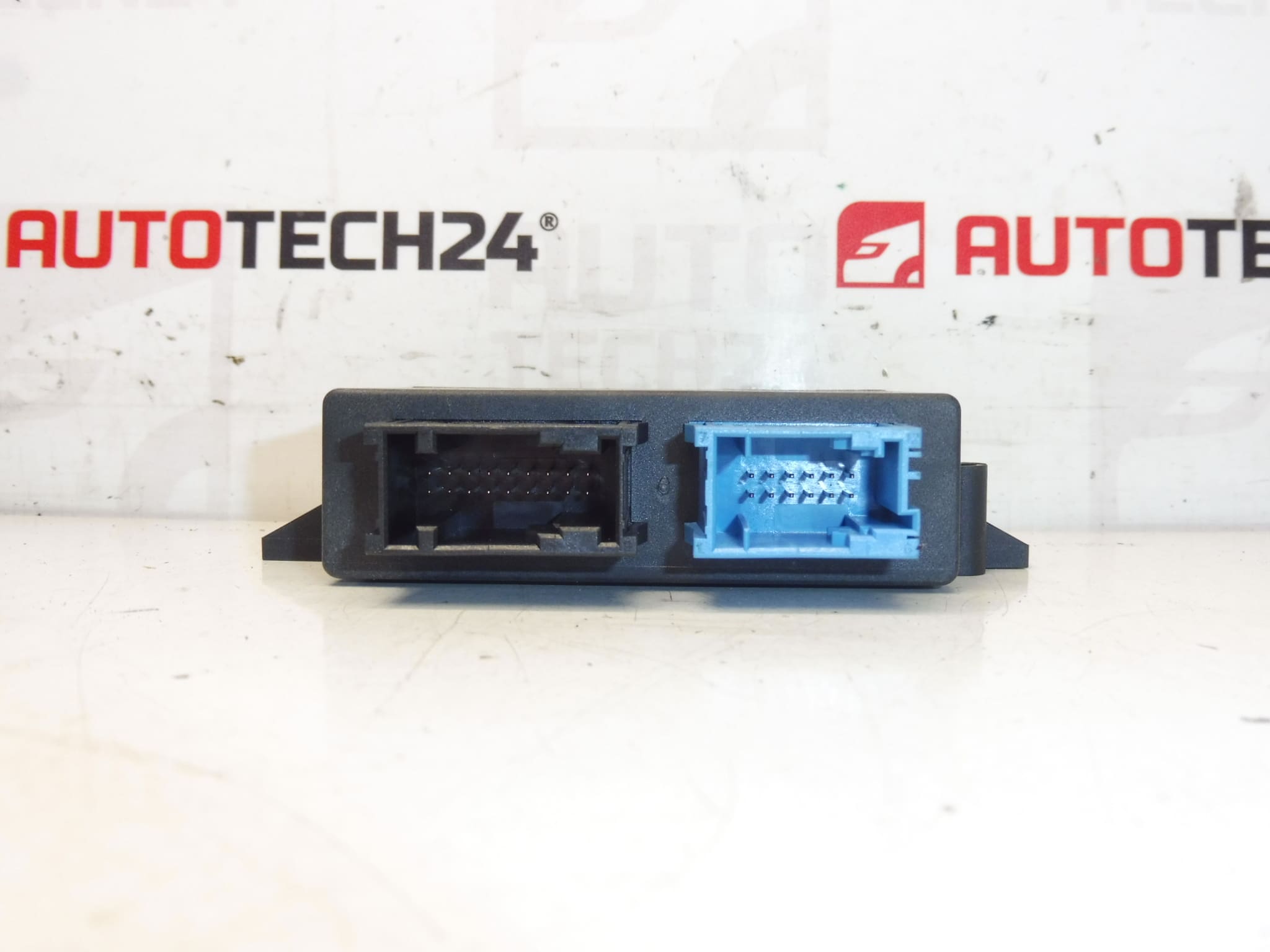 Upravljačka jedinica PDC Peugeot 3008 5008 9800266380 1607732680 6590KA - Slika 2