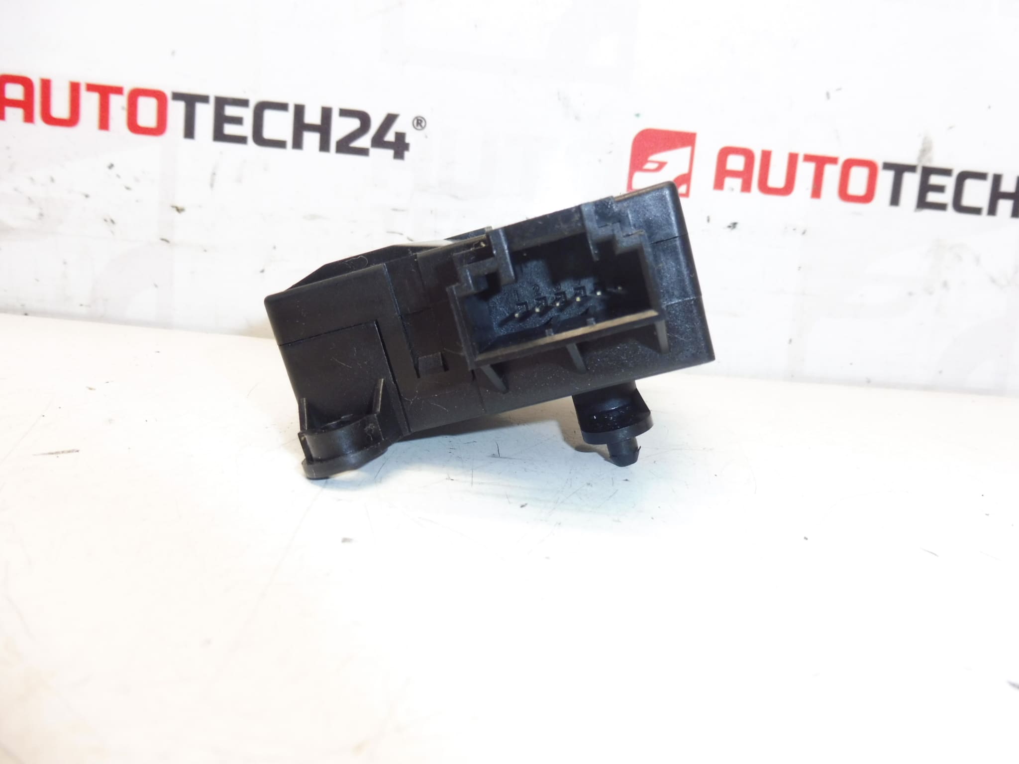 Servomotor grijanja Valeo Citroën Peugeot 030998Z - Slika 2