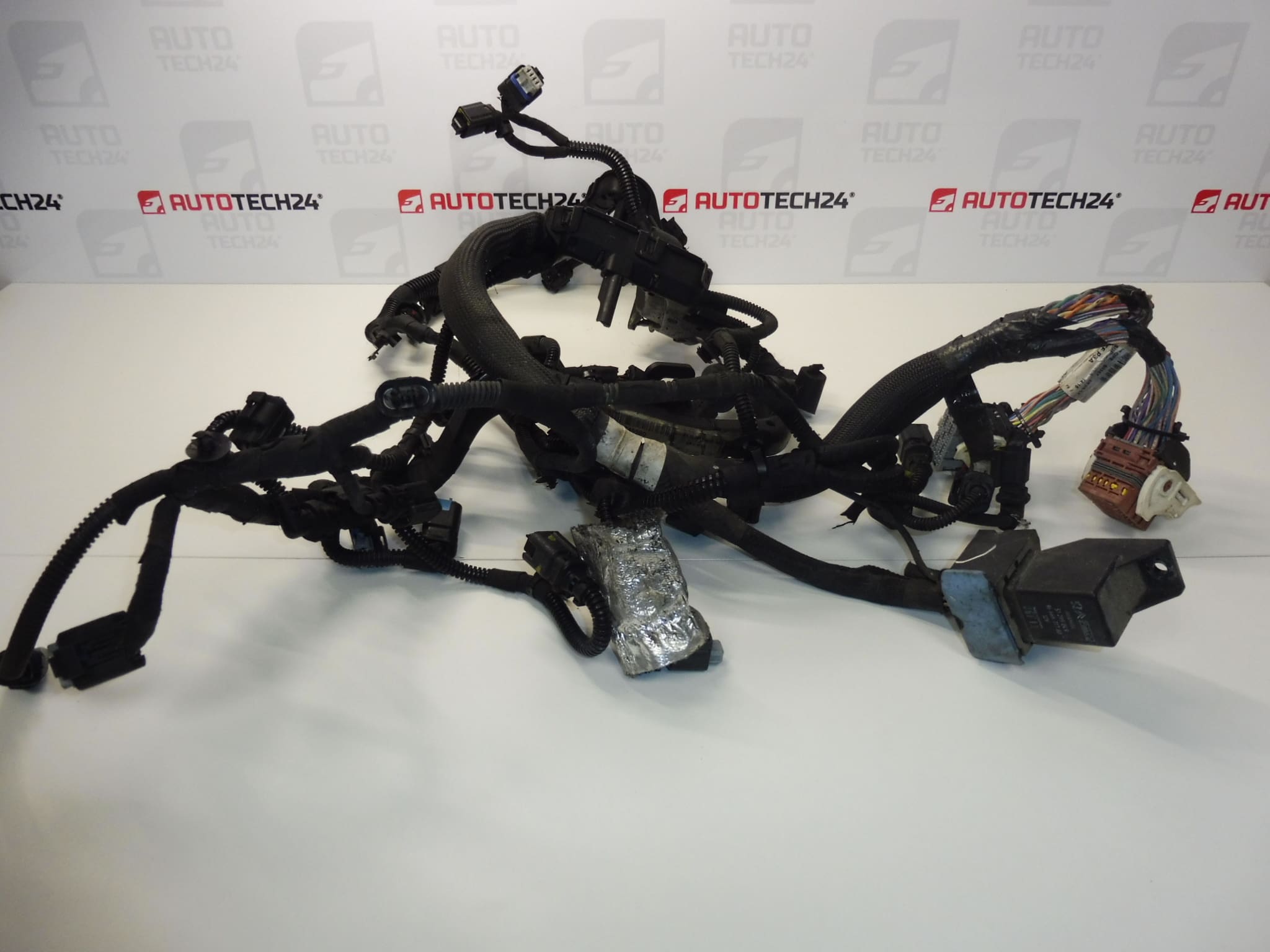 Kabelski snop Citroën Peugeot 1.6 eHDI 9673749980 9678305680 6585J5 - Slika 2