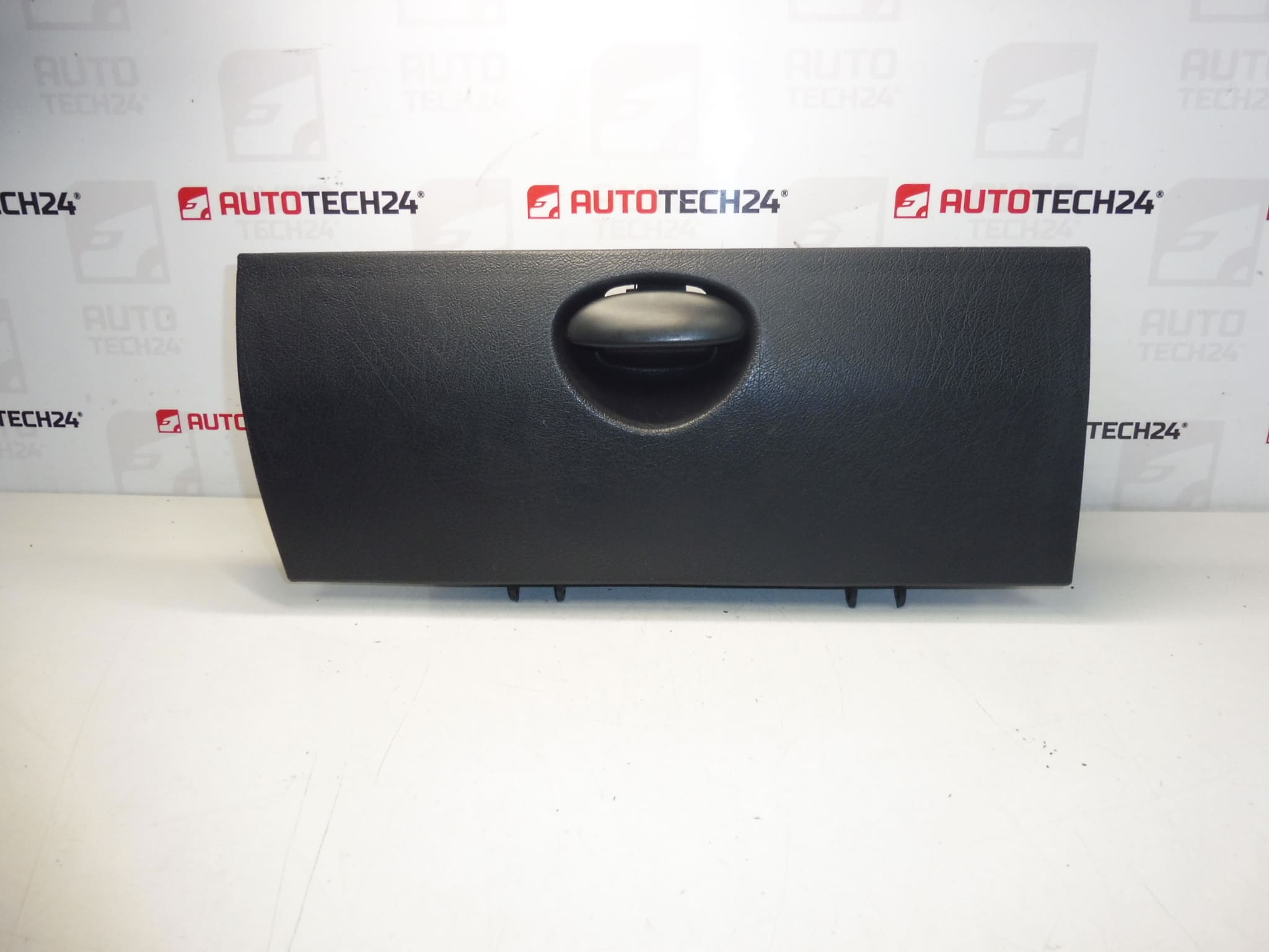 Kutija za odlaganje Citroën Berlingo II Peugeot Partner II 9646344077 822644