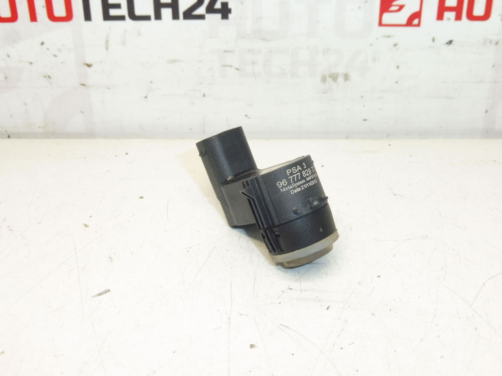 Parkirni senzor Citroën Peugeot 9677782977 9677782980 6590 JE