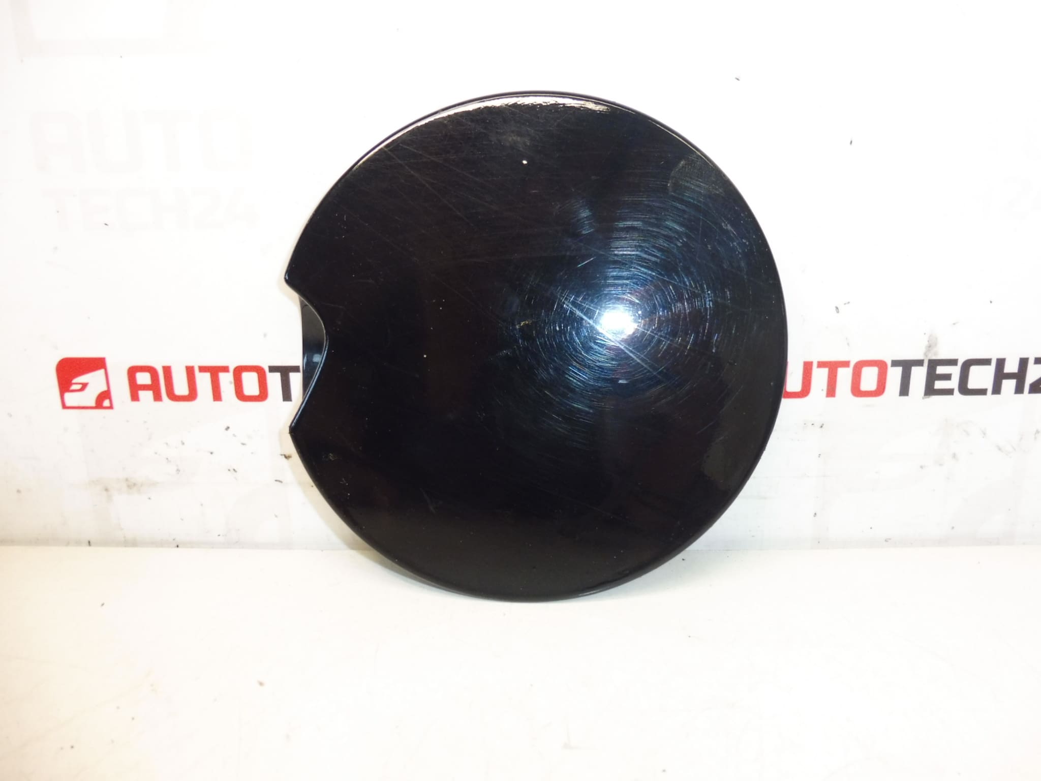 Poklopac poklopca rezervoara KGNC Peugeot 3008 9682803080 1517G9