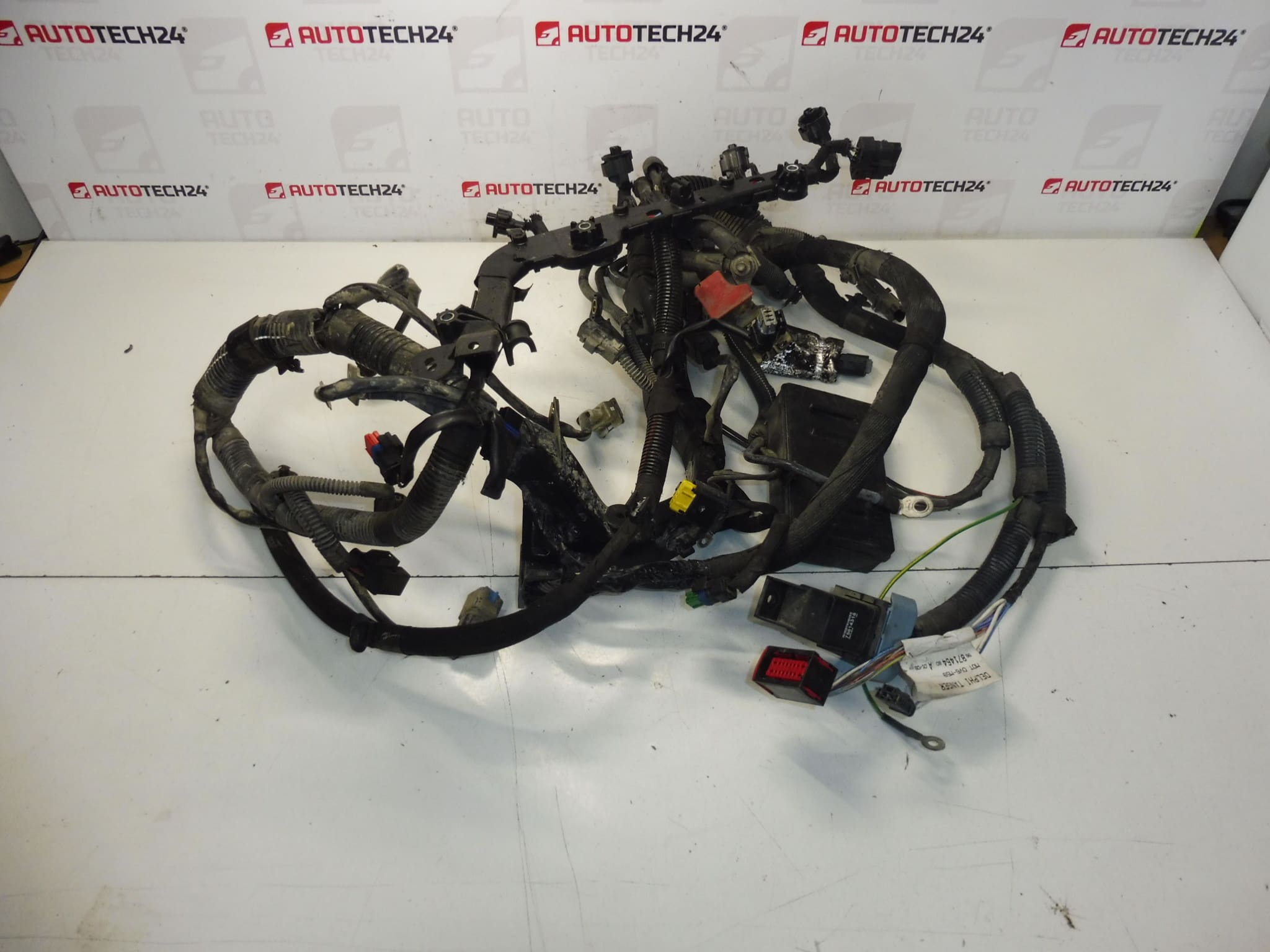 Sklop glavnog motora Citroën Peugeot 1.6 HDI 9687146480 658535