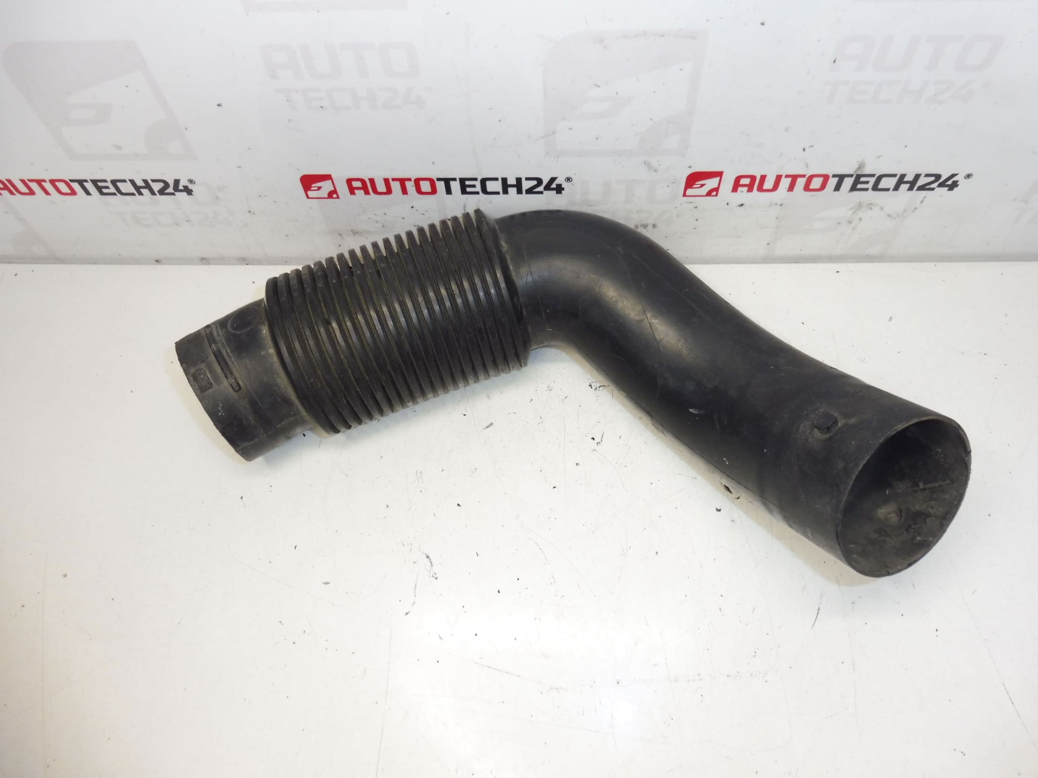 Usisno Grlo 1.6 HDI Citroën Peugeot 9647392480 143451 - Slika 2
