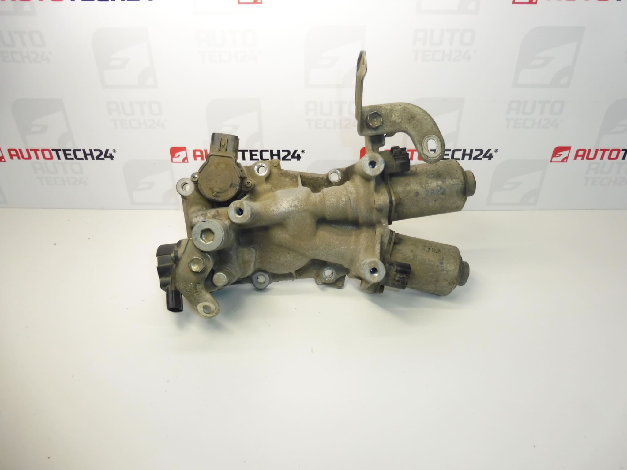 Aktuator upravljanog mjenjača Citroën Peugeot 1607835380 1614171680