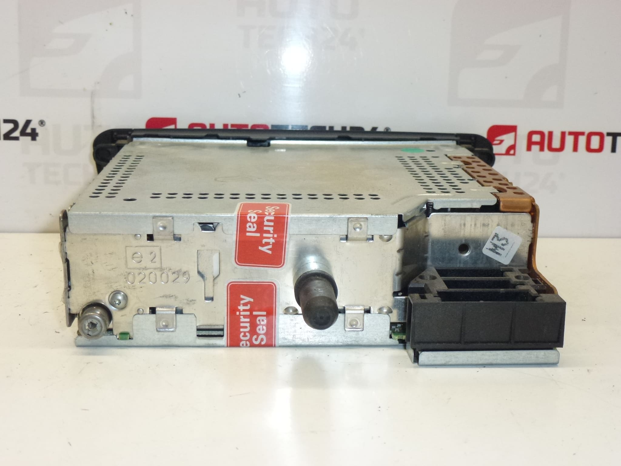 Citroën Xsara Picasso auto radio 96475709ZL00 - Slika 2
