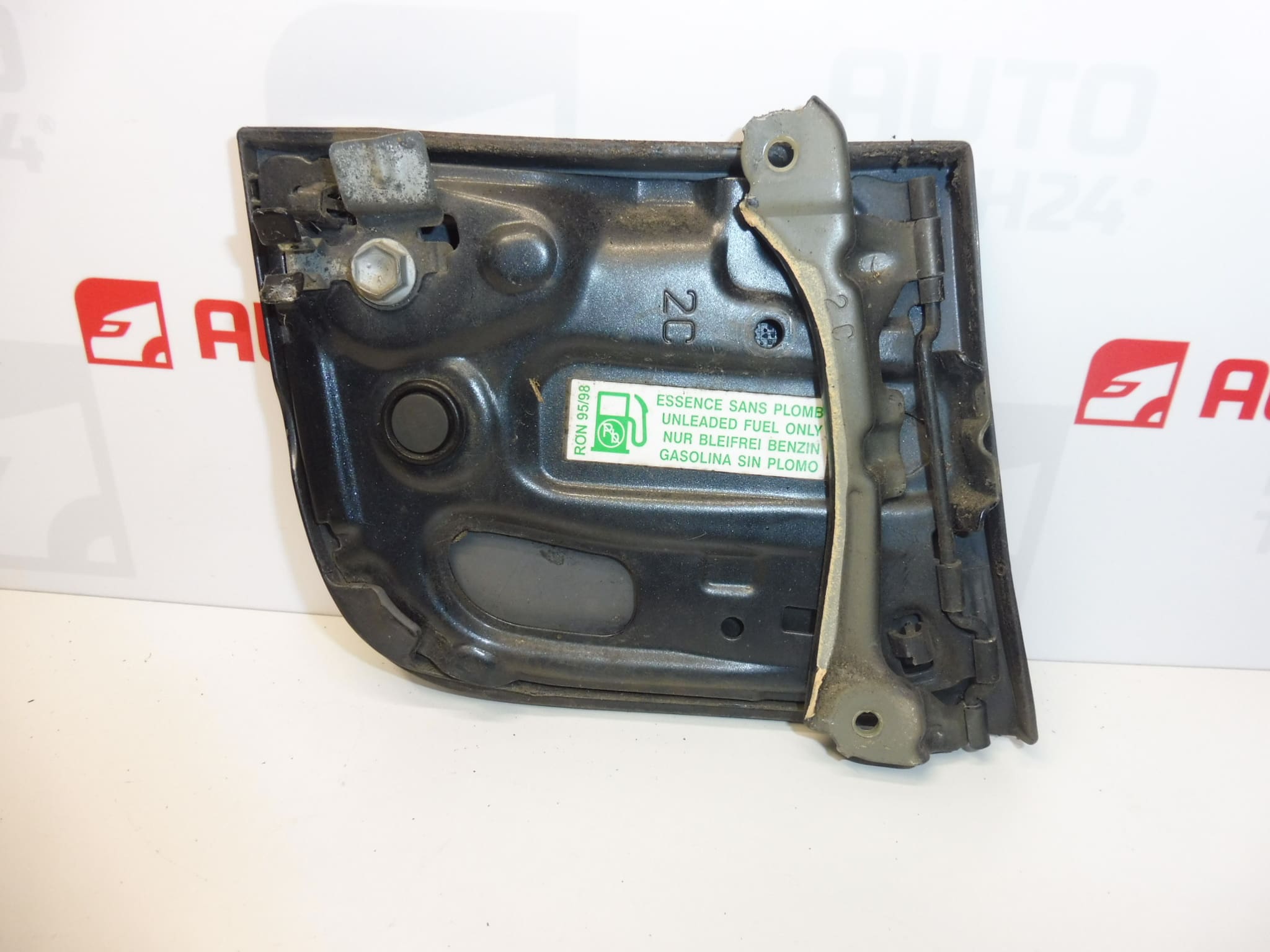 Poklopac spremnika goriva KTA Peugeot 107 Citroën C1 KTB 1517C5 1517C9 - Slika 2